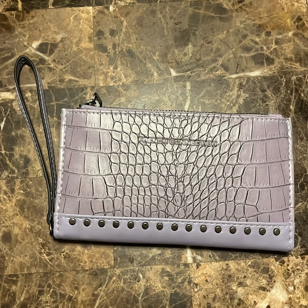 NWOT Light purple wristlet wallet